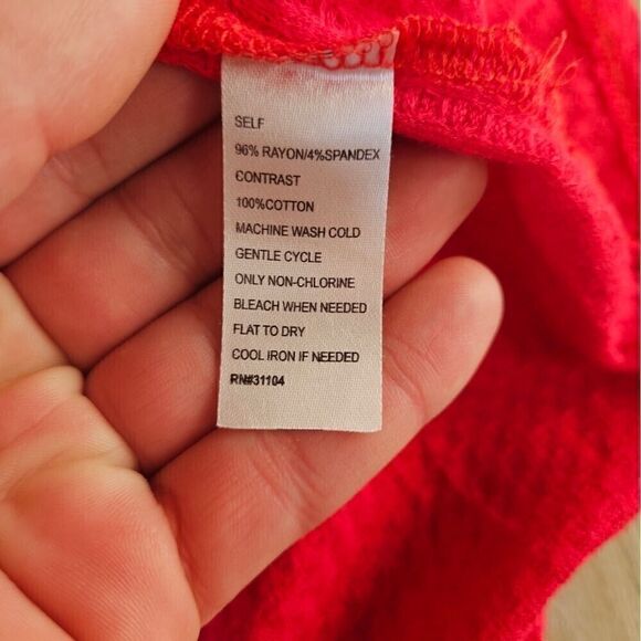 New Directions Red Bell Sleeve Waffle Knit Blouse Crochet Eyelet Women's Small - Picture 8 of 9